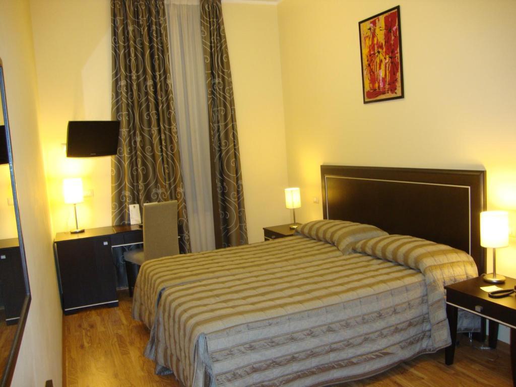 Hotel Villa Cinzia Villanova Mondovi Quarto foto